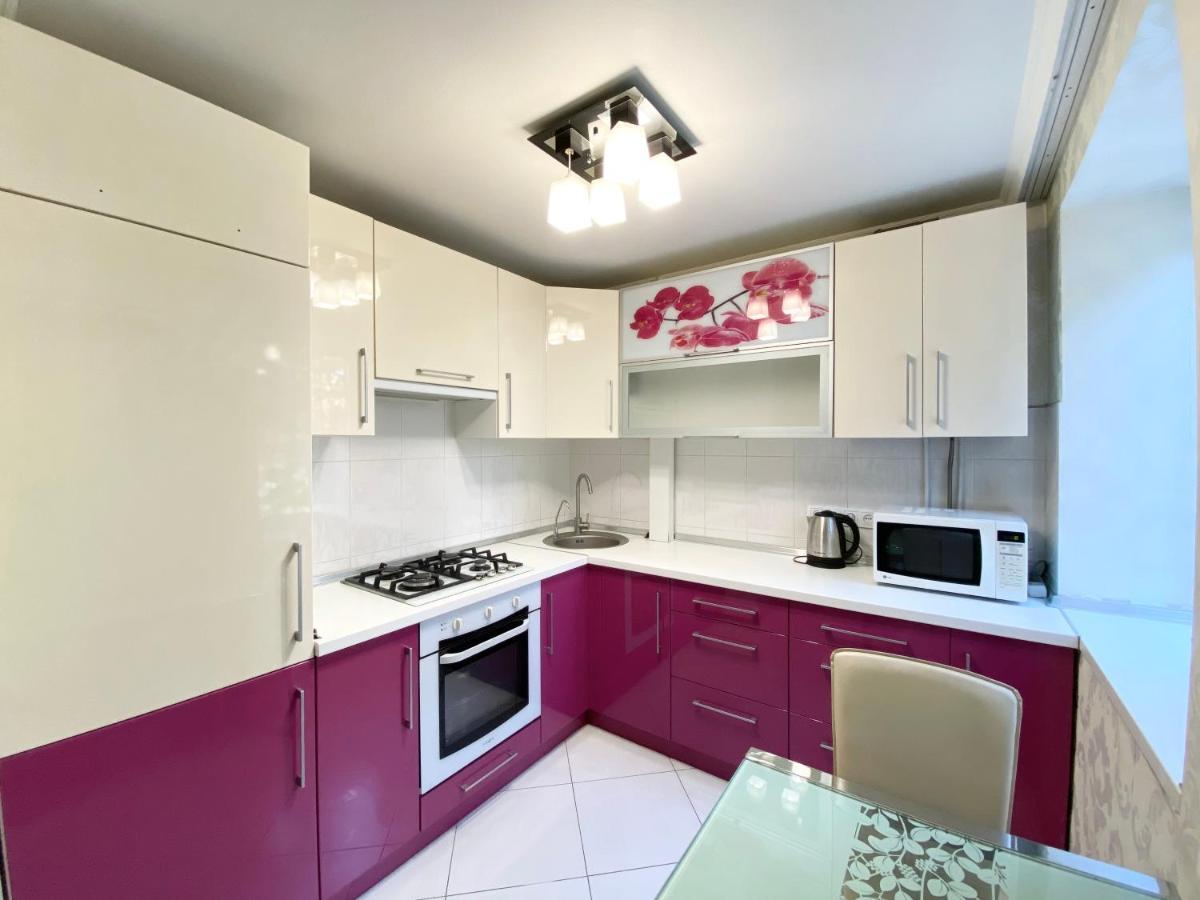 Beautiful 1-Bedroom Near Most City Center Dnipro Exterior foto